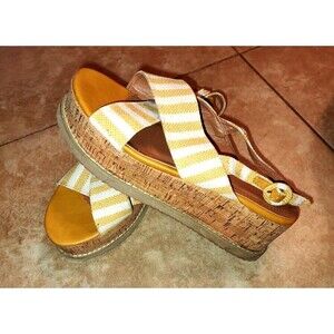 Women's Zuka Heavy White Yellow Sandals Platform Size 10 Length 10.3"
